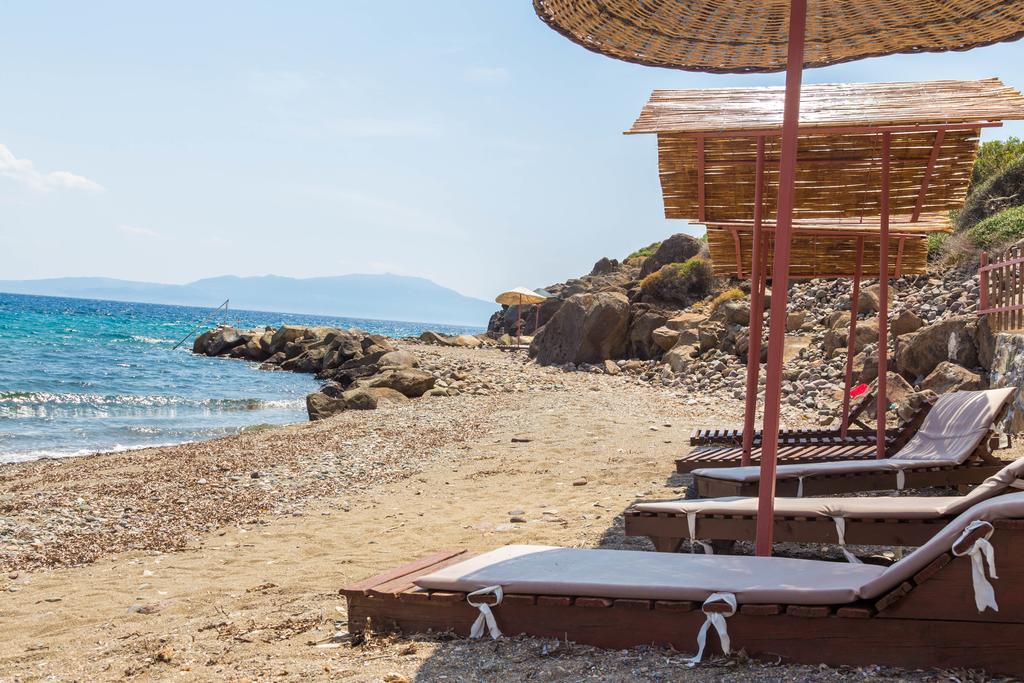 Assos Terrace Hotel ภายนอก รูปภาพ