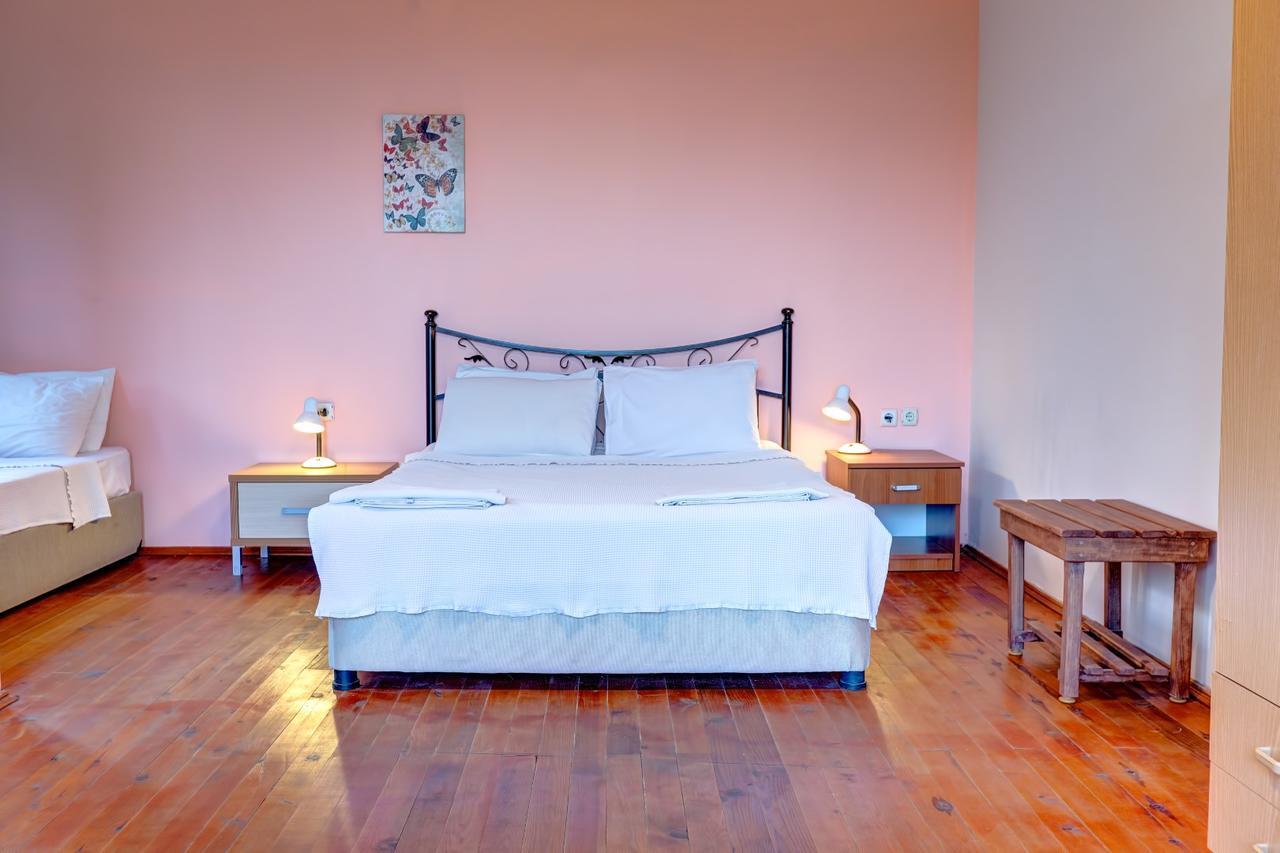 Assos Terrace Hotel ภายนอก รูปภาพ