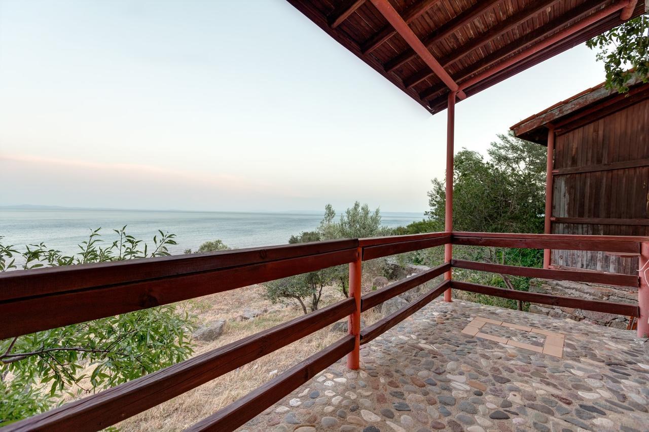 Assos Terrace Hotel ภายนอก รูปภาพ