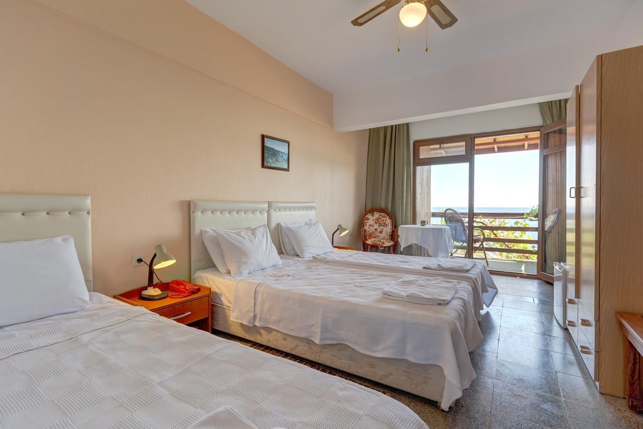 Assos Terrace Hotel ภายนอก รูปภาพ