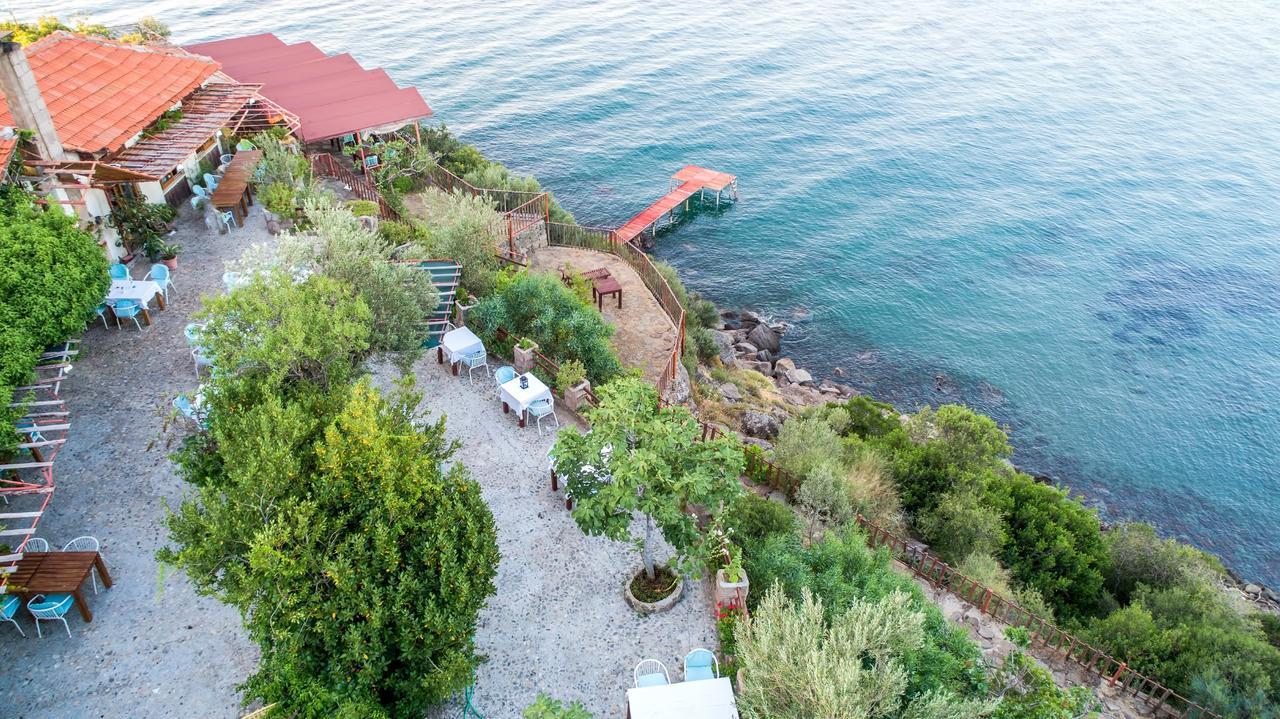 Assos Terrace Hotel ภายนอก รูปภาพ