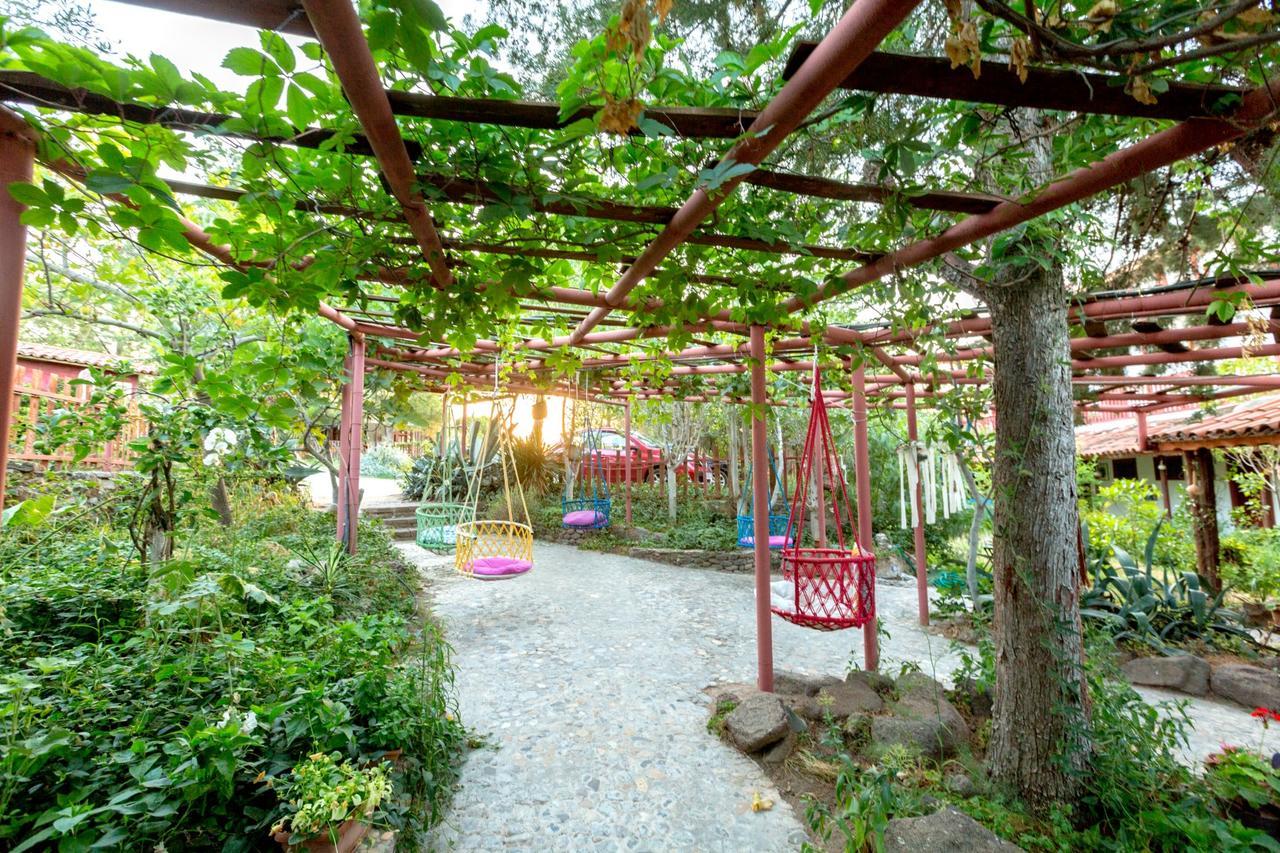 Assos Terrace Hotel ภายนอก รูปภาพ