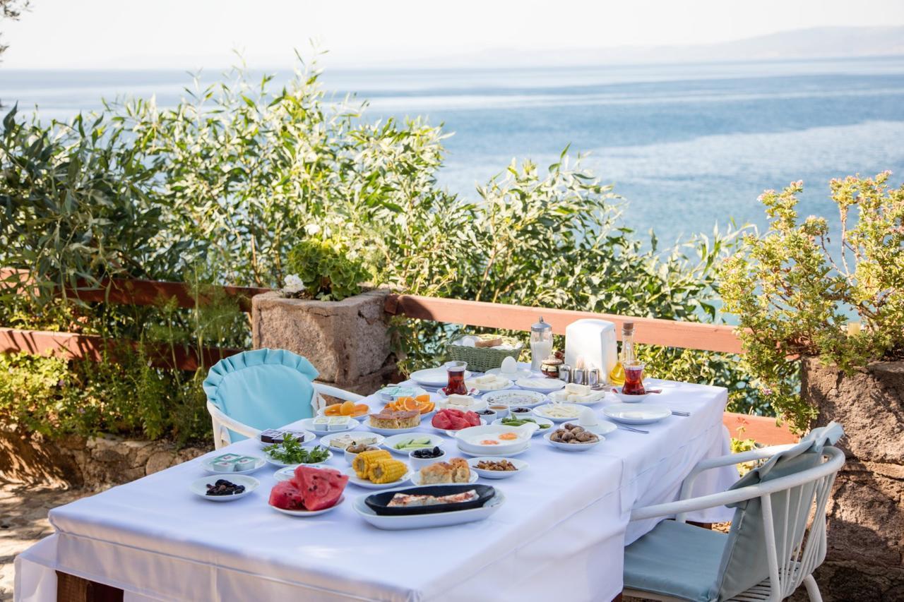 Assos Terrace Hotel ภายนอก รูปภาพ